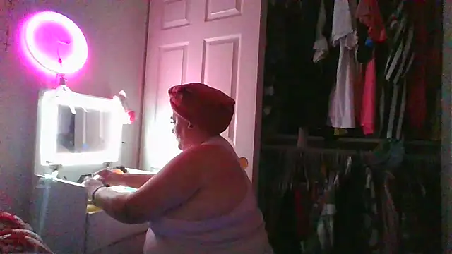 ajsin7 online show from April 22, 7:38 am