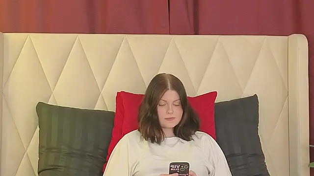 ElixVeya online show from April 18, 7:07 pm