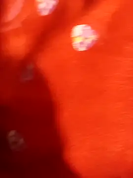 SL Uma online show from April 19, 4:51 pm