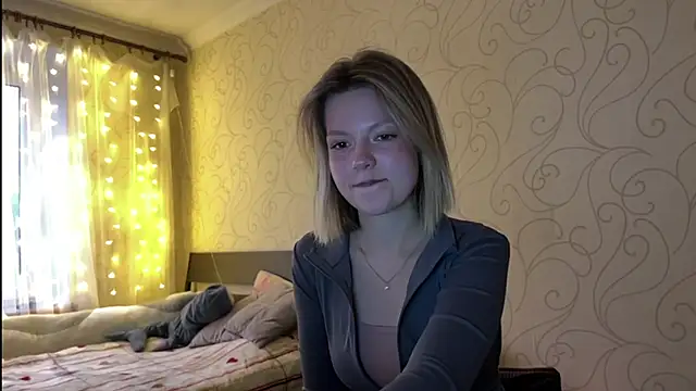 Tonya Silva online show from April 29, 5:51 pm