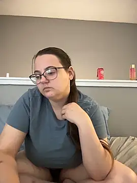 grippybox22 online show from April 21, 3:41 pm