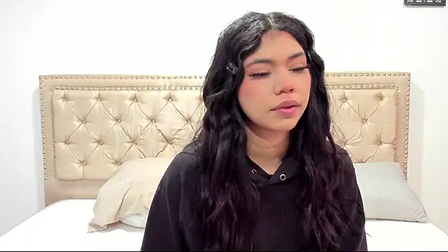Nathy Pelaez online show from June 6, 11:16 am