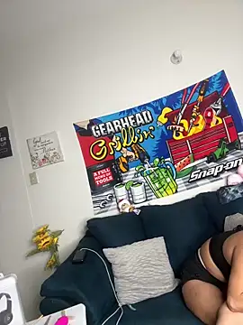 Destinypr online show from April 17, 5:04 pm