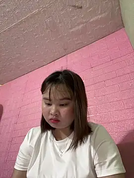 NhungNhun789 online show from April 20, 9:51 pm