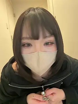 HoodingAlar online show from April 20, 2:36 am