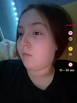 BenwithHolly online show from May 9, 6:54 pm