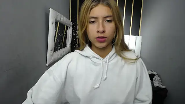 nancy blonde online show from June 10, 1:10 pm
