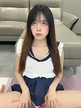 QWQ4455 online show from June 8, 1:23 pm