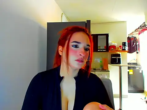Aishas- online show from April 30, 2:11 pm