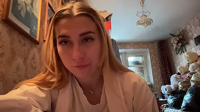 MandyVandy online show from April 29, 5:32 am