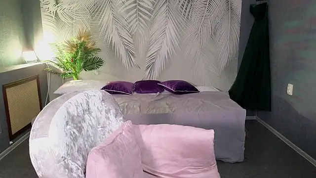 Dr Mireille online show from June 12, 12:46 pm
