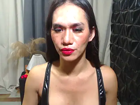 Queen Haliyah online show from June 7, 10:33 am
