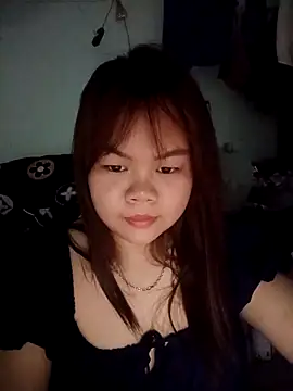 Truxcy1 online show from April 25, 3:20 pm