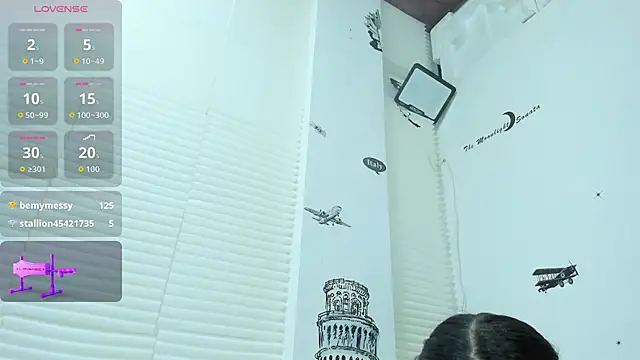 violett collinss online show from May 30, 4:21 am