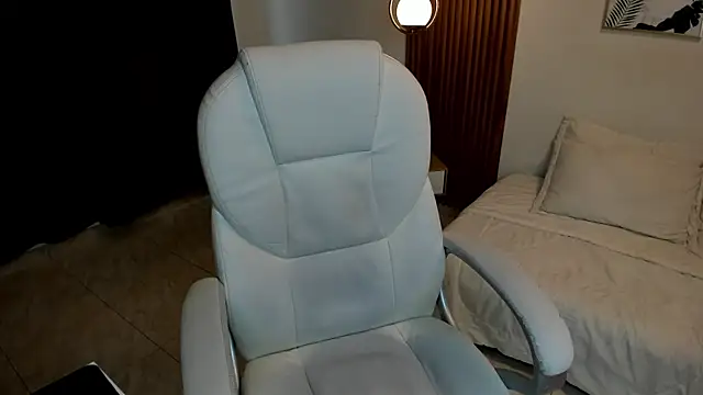 luniksa online show from June 16, 11:55 am