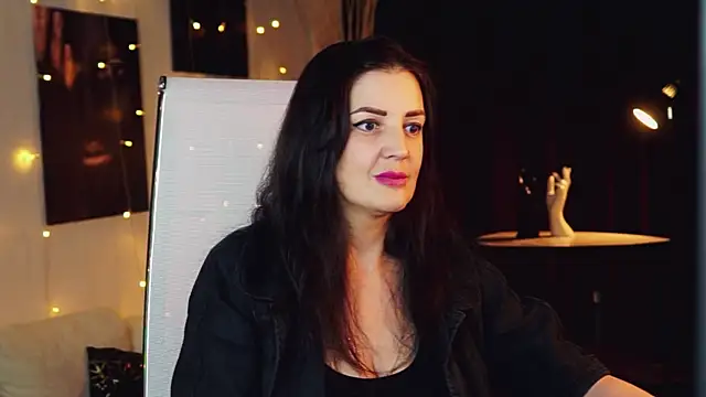 AureliaVane online show from May 15, 8:22 pm