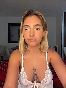 LoisC online show from May 15, 3:54 am