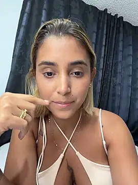 LoisC online show from June 14, 4:57 am