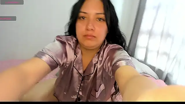 Julietabigboobs2 online show from April 21, 5:53 pm