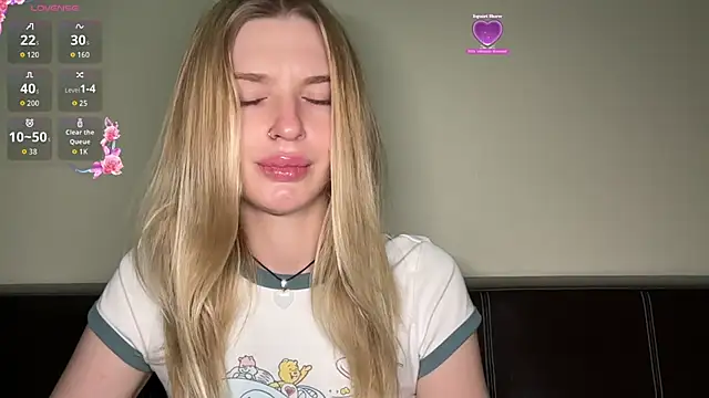 crazysuckks online show from April 23, 8:44 pm