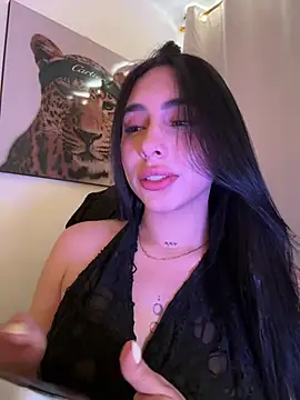 IsabellaNoir  online show from July 4, 6:26 pm