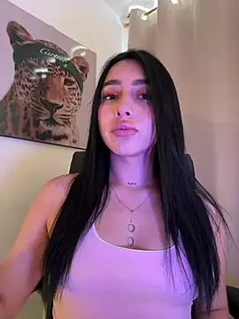 IsabellaNoir  online show from July 16, 5:06 pm