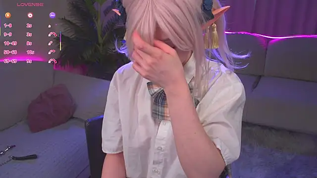 CosplayDream online show from May 6, 7:01 am