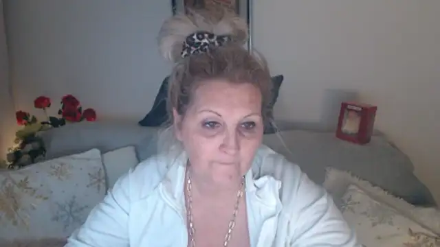 Divineblond online show from March 1, 9:03 pm