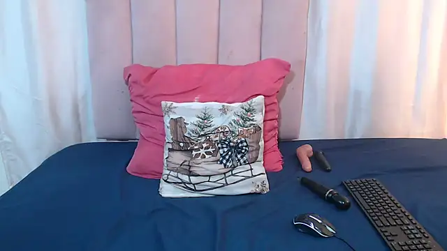 sweet-anne online show from May 6, 5:00 am