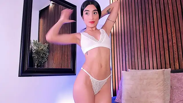 cate gil online show from June 18, 11:59 am