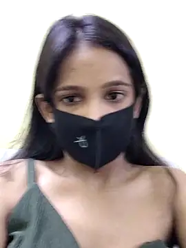 Niya  online show from May 7, 6:33 pm