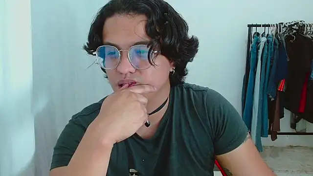 Diane exotic online show from June 6, 11:55 pm