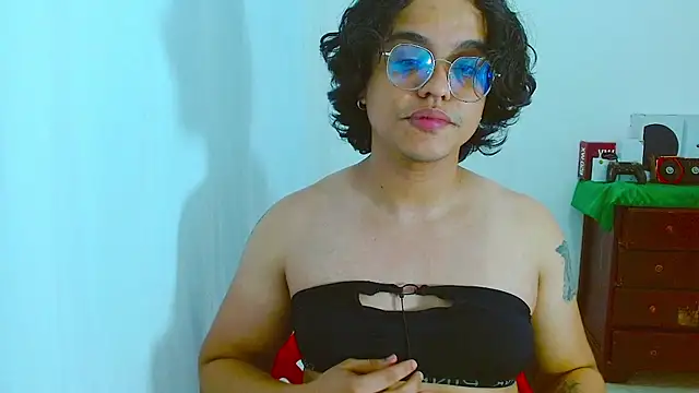 Diane exotic online show from July 7, 3:20 am