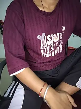 ESHA-LOVE online show from June 23, 11:52 am