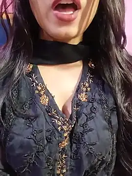 Dimpi 0 online show from August 8, 7:49 am