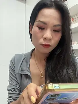 Xiaoyu-aa online show from May 6, 7:45 am