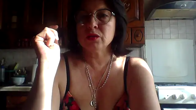 Fiona06 online show from May 19, 4:52 am