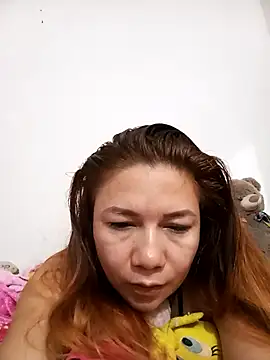 Luna Morch online show from May 5, 10:07 am