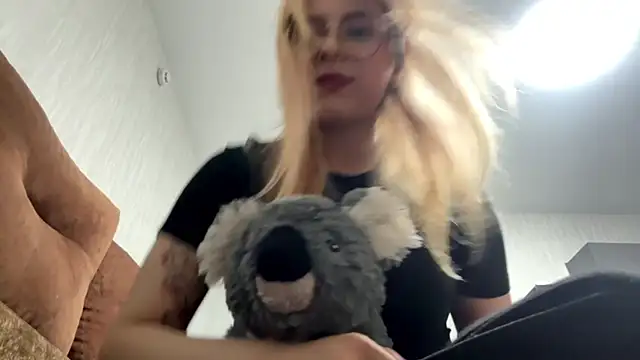 FollowMyLove online show from May 7, 3:49 pm
