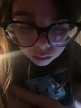soliifugae online show from May 8, 10:11 pm