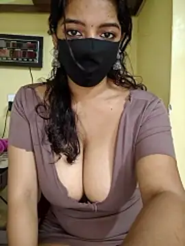 vanika2000 online show from June 6, 9:15 am