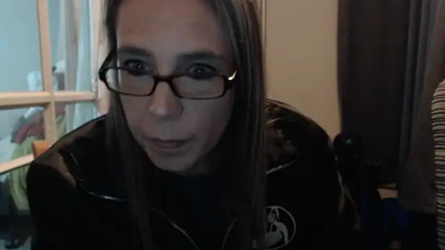 blondiesin50 online show from May 9, 6:10 pm