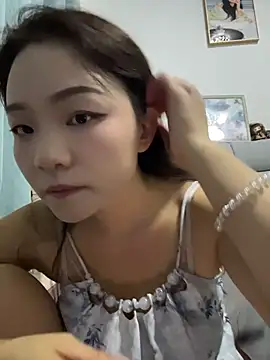 xiaochengzi505 online show from June 21, 1:37 pm