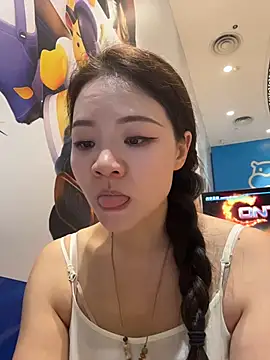 xiaochengzi505 online show from July 8, 2:14 am