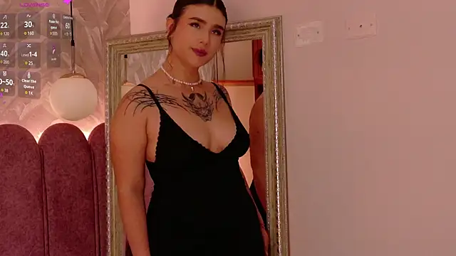 Emily-Cooper- online show from May 5, 3:53 am