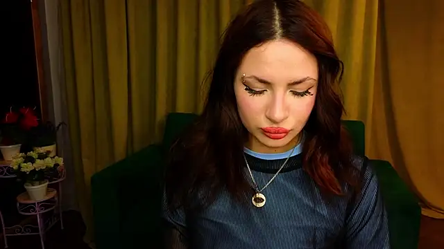 MariaMooni online show from April 29, 5:40 pm