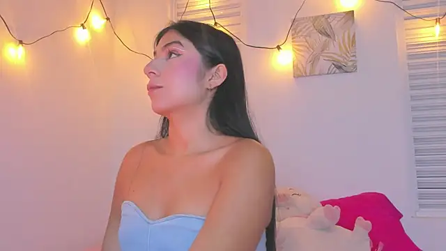 VictoriaaLopez online show from July 3, 7:09 pm