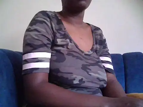 prettyy2 online show from May 7, 5:55 am