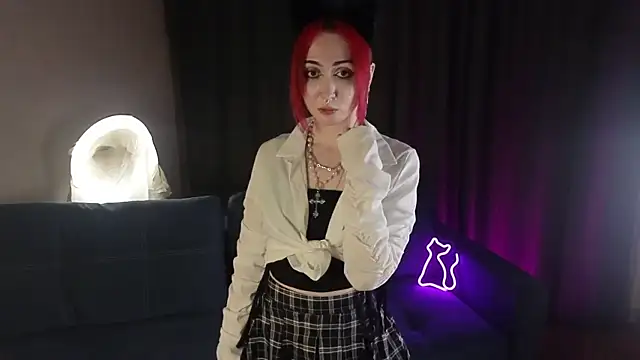 scarletsweettt online show from April 30, 8:57 pm