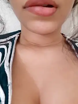 sososix56 online show from July 9, 3:58 pm